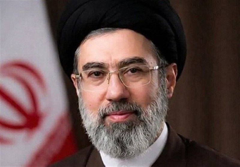 خمینی کبیر و خامنه‌ای شهید آمادگی ملت را کشف و احیا نمودند/ ملت ایران با بعثت تازه خود در کنار جبهه مقاومت مایه مباهات ملت‌های آزاده شده است + فیلم