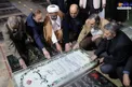عکس/ حضور فرمانده کل ارتش بر مزار شهید سلیمانی
