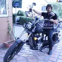 بازیگر مشهور سوار بر موتور لاكچرى! +عکس