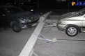 عکس/ سقوط تیر چراغ برق بر روی دو خودرو در غرب تهران