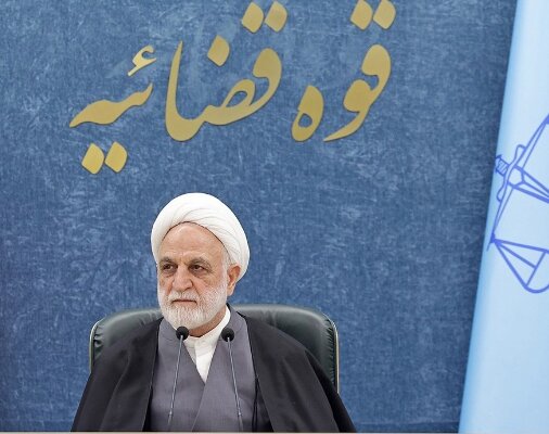 اژهای: نباید کسانی که صرفا نگاه و نظر متفاوت دارند را از دایرهی خودیها بیرون بدانیم اژهای: نباید کسانی که صرفا نگاه و نظر متفاوت دارند را از دایرهی خودیها بیرون بدانیم