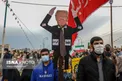 عکسی جالب از ترامپ در راهپیمایی ۲۲ بهمن