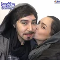 عكس/بوسه ترانه علي دوستي بر صورت بازيگر تنائر