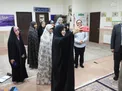 سلفی سخنگوی دولت با دانشجویان دختر/ عکس