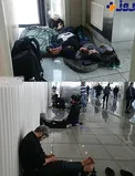 حال و روز مسافران در تأخير ٧ ساعته پرواز تهران نجف!/عکس