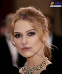 گردنبند گرانقیمت همسر محمدرضا پهلوی بر گردن خانم بازیگر +عکس