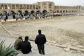 پل خواجو در ساعت زمین خاموش می‌شود