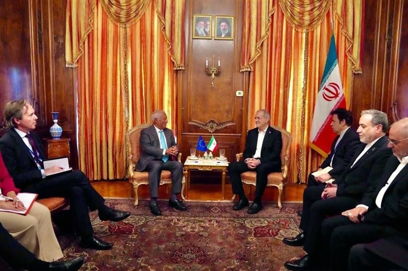 پزشکیان: در جنگ اخیر از برخی کشورهای اروپایی بیطرفی ندیدیم پزشکیان: در جنگ اخیر از برخی کشورهای اروپایی بیطرفی ندیدیم