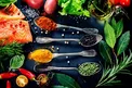 ۴ مزیت شگفت انگیز غذاهای پر ادویه و تند