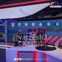عکس لو رفته از دکور برنامه مزدک میرزایی در شبکه ماهواره‌ای