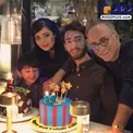 حمیدرضا آذرنگ به همراه همسر و پسرانش/عکس