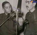 خواننده سنتی در لباس خدمت سربازی
