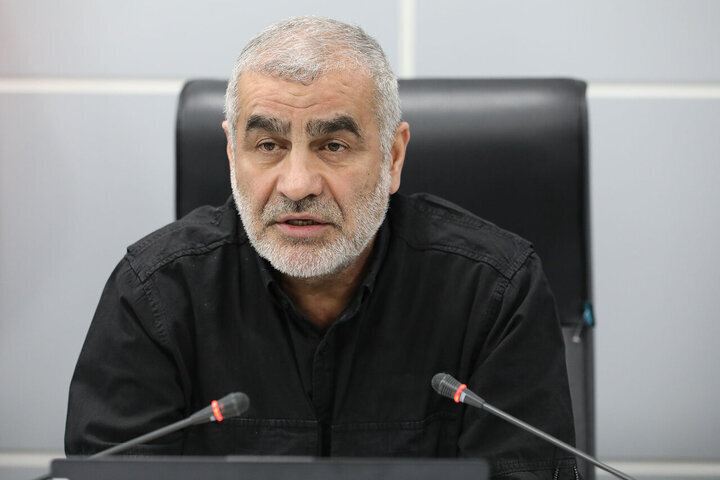 بنزین قطعا گران نخواهد شد/ پیگیر مطالبات گندمکاران هستیم بنزین قطعا گران نخواهد شد/ پیگیر مطالبات گندمکاران هستیم