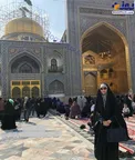پوشش متفاوت مجری زن صداوسیما در حرم امام رضا+عکس