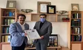 علیرضا افتخاری مدرک درجه یک هنری دریافت کرد