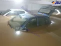 پارکینگ یکی از خانه های تنکابنی و به زیر آب رفتن ماشین ها+عکس