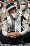 عکس/ لباس خاص یک بسیجی در دیدار با رهبر انقلاب