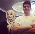 عکسی دیده نشده از خواننده مشهور وخواهرش