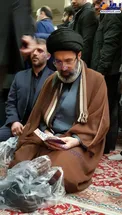 عکس/حضور فرزند رهبرانقلاب در مجلس ختم فرزند احمد توکلی