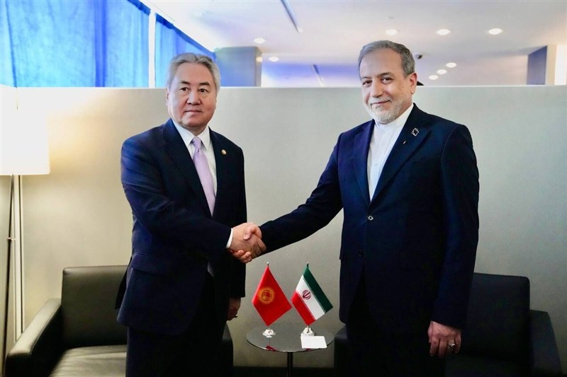 عراقچی: ایران در دفاع از امنیت و منافع ملی خود قاطعانه عمل خواهد کرد عراقچی: ایران در دفاع از امنیت و منافع ملی خود قاطعانه عمل خواهد کرد