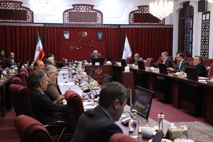 بیست و ششمین جلسه شورای ملی تامین مالی برگزار شد؛ موافقت شورا با تشکیل صندوق املاک و مستغلات دولت و امکان توثیق دارایی‌های دیجیتالی