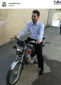 وزیر ارتباطات سوار بر موتور+عکس