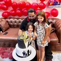 جشن تولد ۴۰ سالگی رضا صادقی با دخترانش/عکس