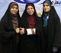 مجری مشهور تلویزیون به همراه دو دخترش+عکس