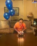 جشن تولد مربی استقلال با لباس بارسلونا+عکس