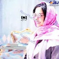 تیپ یک دست صورتی خانم بازیگر با عینکی عجیب+عکس