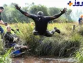 مسابقه در لجن به نفع خیریه ! + عکس
