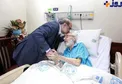 عکس/عیادت رئیس سازمان صدا و سیما از جمشید مشایخی
