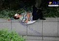 کاربرد جدید و عجیب ماسک در خیابان! +عکس