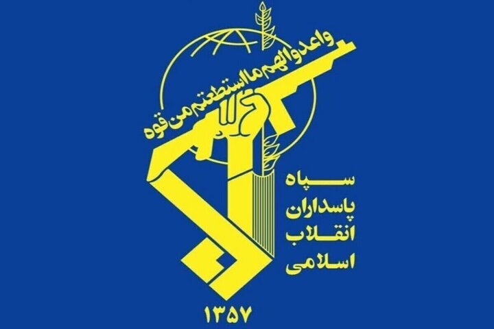 کشتی کانتینربر متخلف با ۲۵۰۰ کانتینر در جنوب تنگه هرمز غرق شد