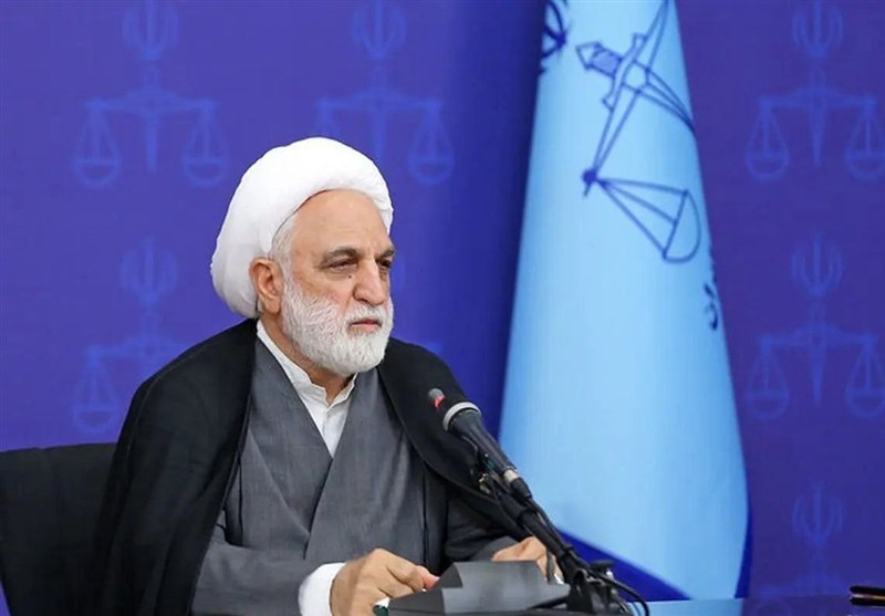 مبارزه همهجانبه با فساد و بستن گلوگاههای فسادزا اولویت ما است مبارزه همهجانبه با فساد و بستن گلوگاههای فسادزا اولویت ما است