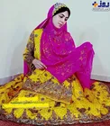 لباس های رنگارنک و عجیب و غریب خانم بازیگر+عکس