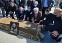 تشییع پیکر حاج حیدر رحیم‌پور ازغدی در حرم مطهر رضوی +عکس
