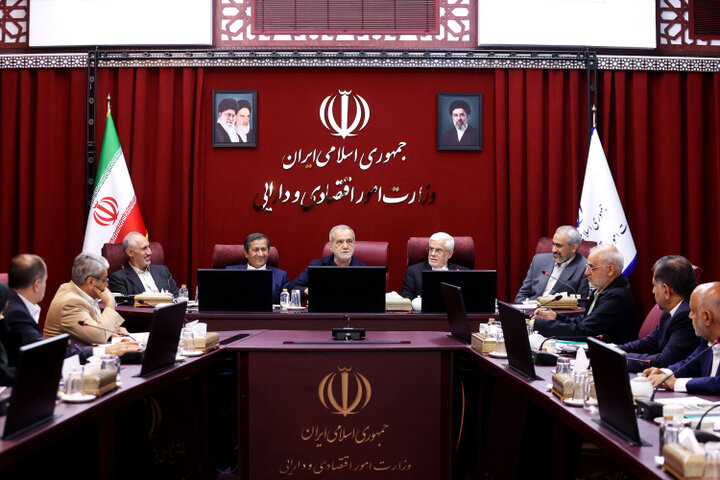 حداقل شش دهک درآمدی از افزایش اعتبار کالابرگ بهرهمند شوند حداقل شش دهک درآمدی از افزایش اعتبار کالابرگ بهرهمند شوند