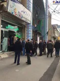 صف خرید ماسک مقابل داروخانه برای جلوگیری از ویروس کرونا/عکس
