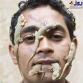رابطه فوق نزدیک و عجیب یک مرد با مارمولک های وحشی+عکس