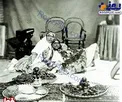 ژست عجیب دو زن قاجاری هنگام عکس گرفتن+عکس