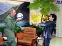 توپ بازي كاسترو با مارادونا دردفتر كارش/عكس