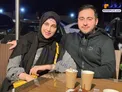تصویری از آناشید حسینی و همسرش