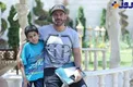 سوپراستار سینما در کنار پسری که آرزویش دیدن او بود+ عکس
