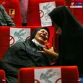 عکس/ بی‌قراری فرزند شهید در لحظه شهادت پدرش در فیلم تک‌تیرانداز