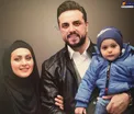 مجری معروف تلویزیون در کنار همسر و پسرش/عکس