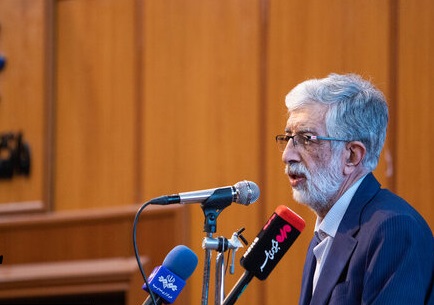 توصیه رهبر شهید بر حفظ حرمت جایگاه رئیسجمهوری، وزیر و نماینده مجلس بود توصیه رهبر شهید بر حفظ حرمت جایگاه رئیسجمهوری، وزیر و نماینده مجلس بود