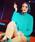 عکسی دیده نشده از سیگار کشیدن بازیگر زن مشهور
