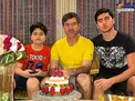 جشن تولد کریم باقری در کنار فرزندانش + عکس