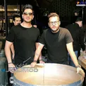 سیاوش خیرابی و فرزاد فرزین پای دیگ‌نذری+عکس